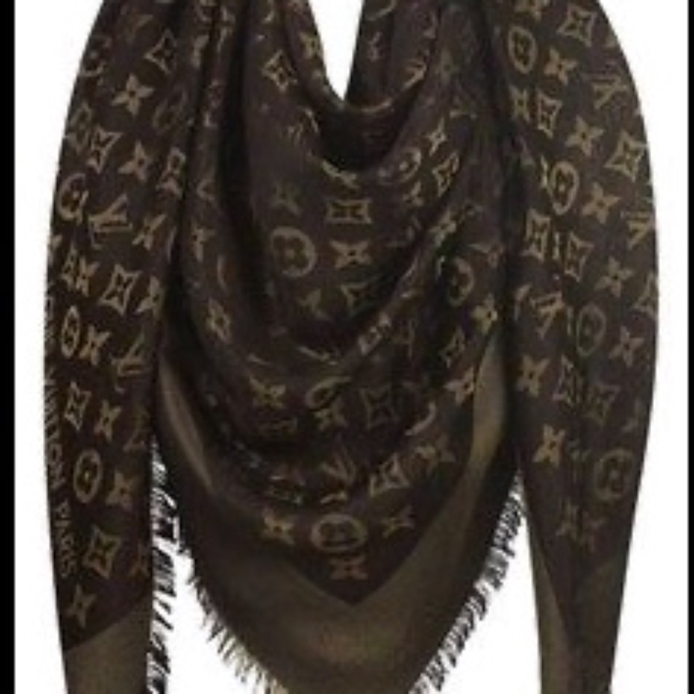 Louis Vuitton Monogram silk/wool Shawl